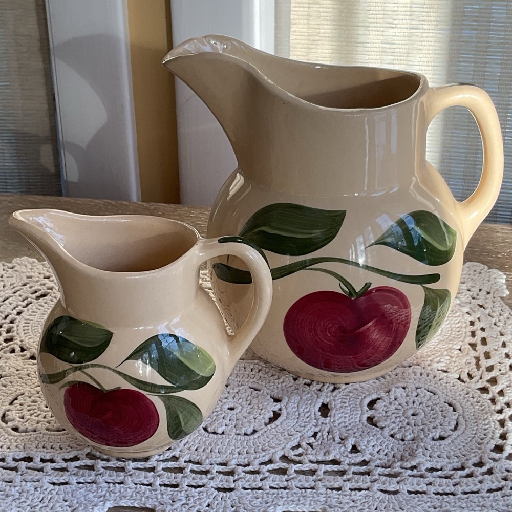 Pair of Vintage Watt Pottery Three Leaf Apple Pitcher Set #16 And #62